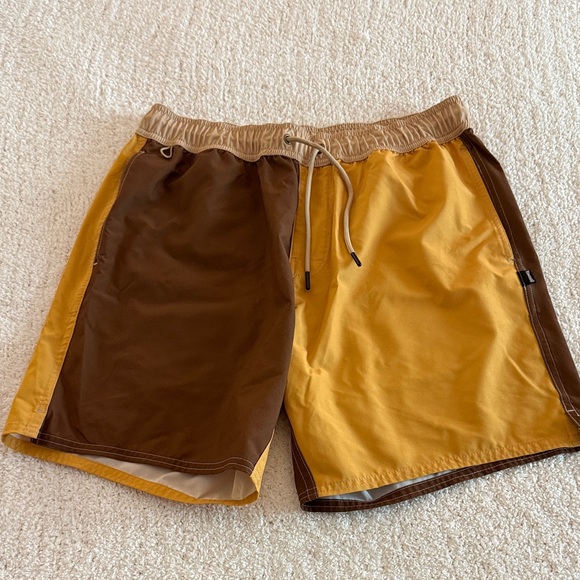 Birdwell Beach Britches Brown and Muatard Yellow Board Shorts / M - Picture 1 of 8